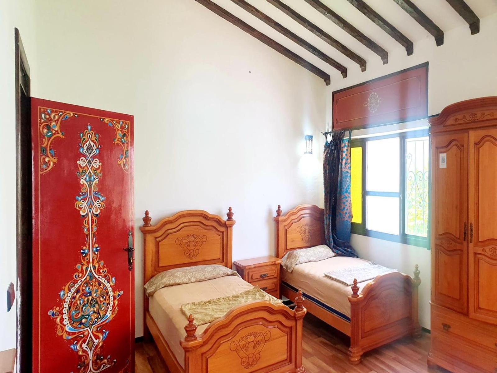 Casa Plasa Grande 셰프샤우엔 외부 사진